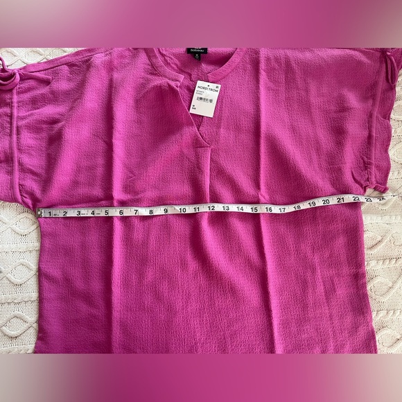 New! Bobeau Women's Pink “rosebud” Top with Tie Sleeves Size Medium - Picture 14 of 16